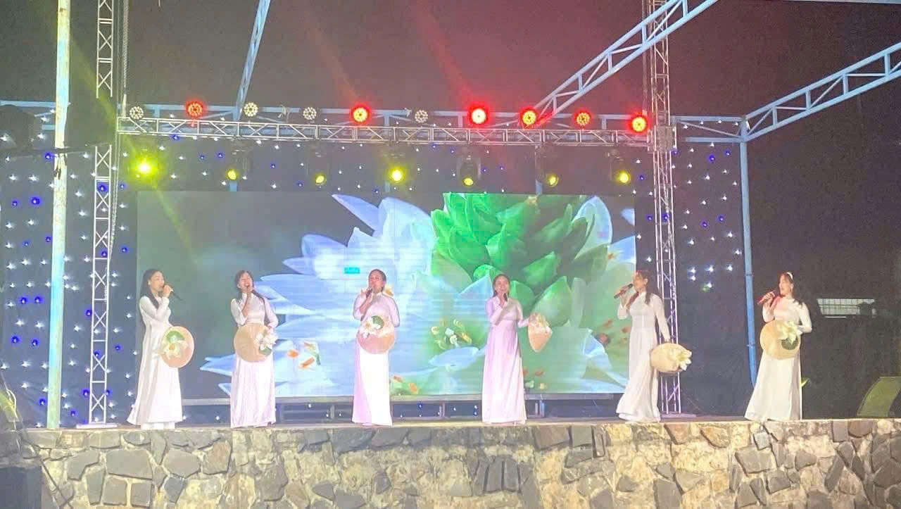tốp ca trường Lê Đình Chinh